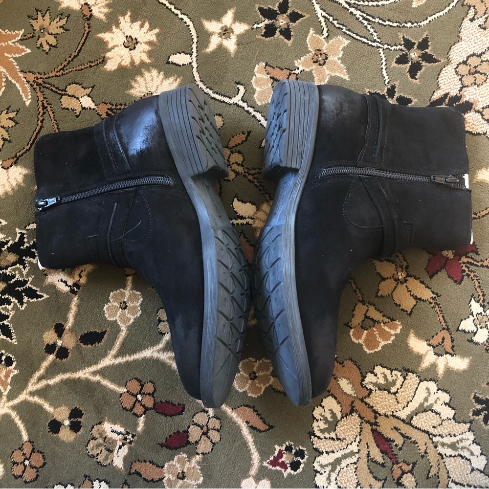 Earth | Suede Ankle Boots with Stirrup Detail - Wide 🌺 - Picture 15 of 15